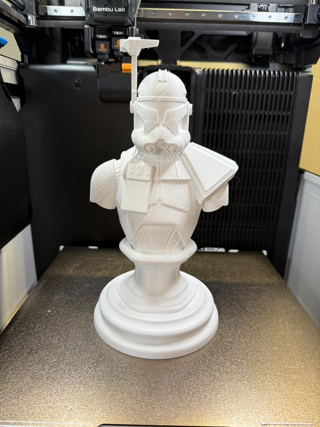 Clone Commander Helmet Bust – Blue Battle-Worn 3D Printed Decor