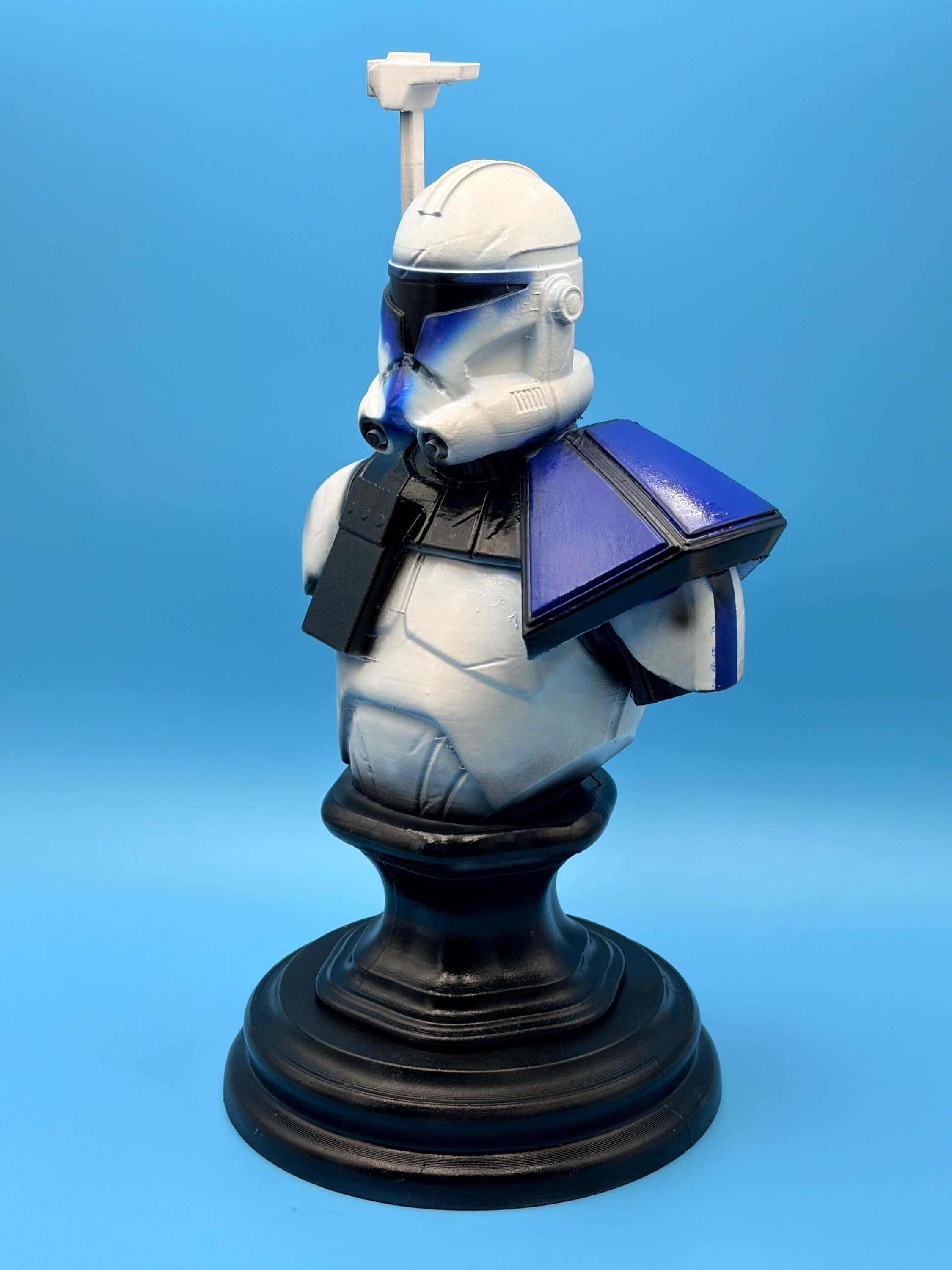 Clone Commander Helmet Bust – Blue Battle-Worn 3D Printed Decor