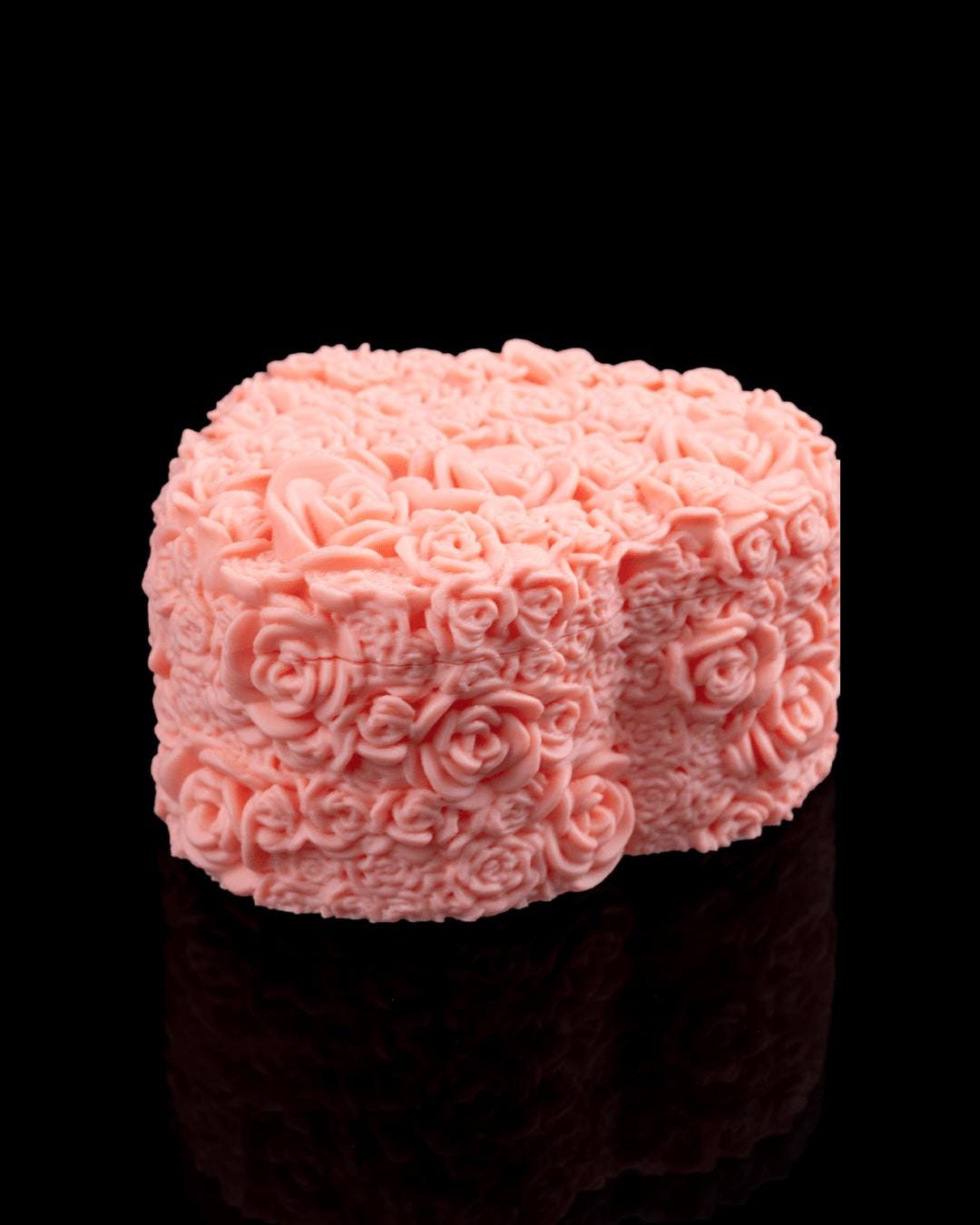 Petal Heart Container – Floral Rose Heart Box, Romantic Gift Storage